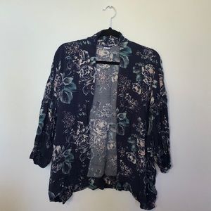 Floral short kimono